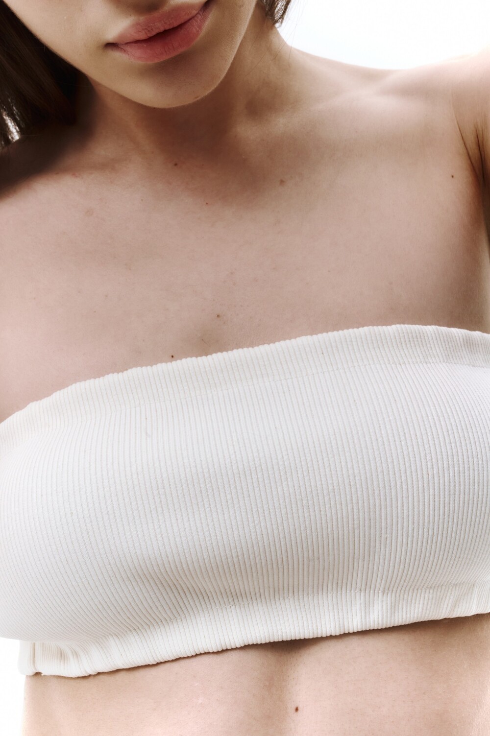 Milky bandeau top